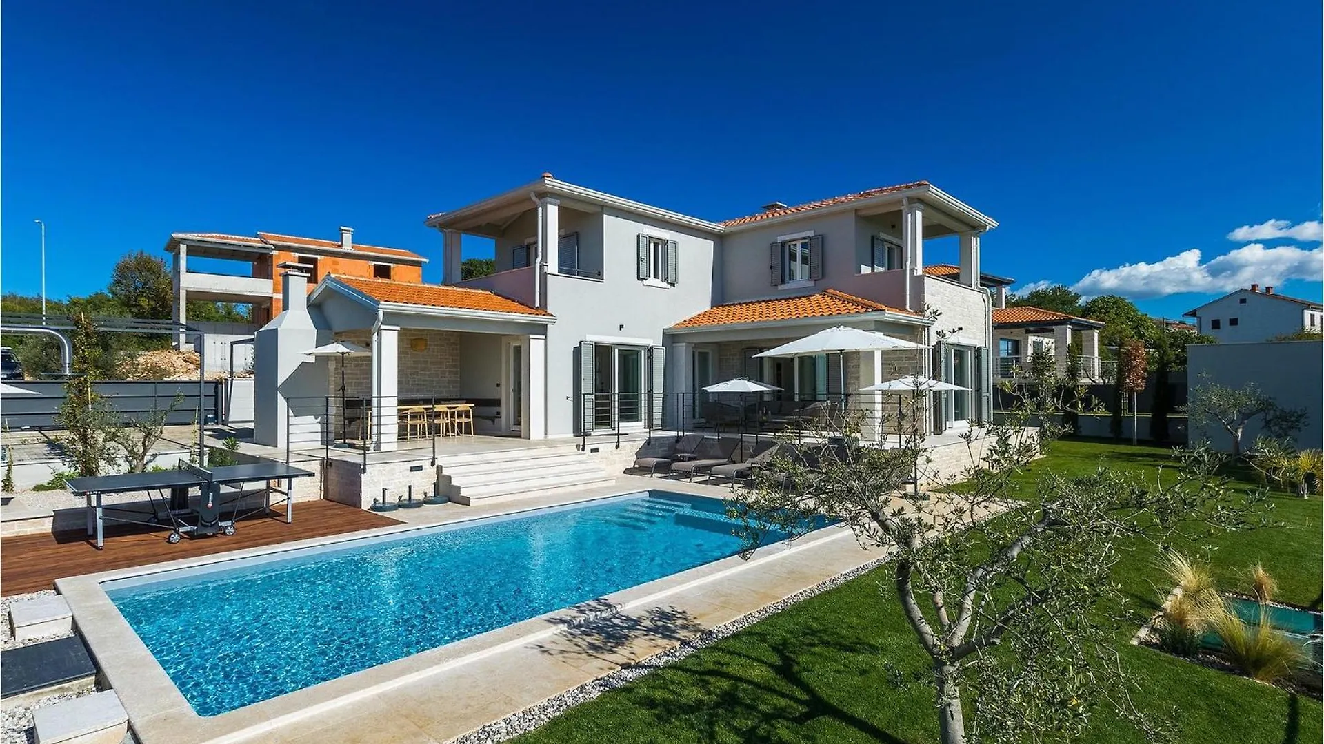 Villa Regina Poreč 0*,  Croácia